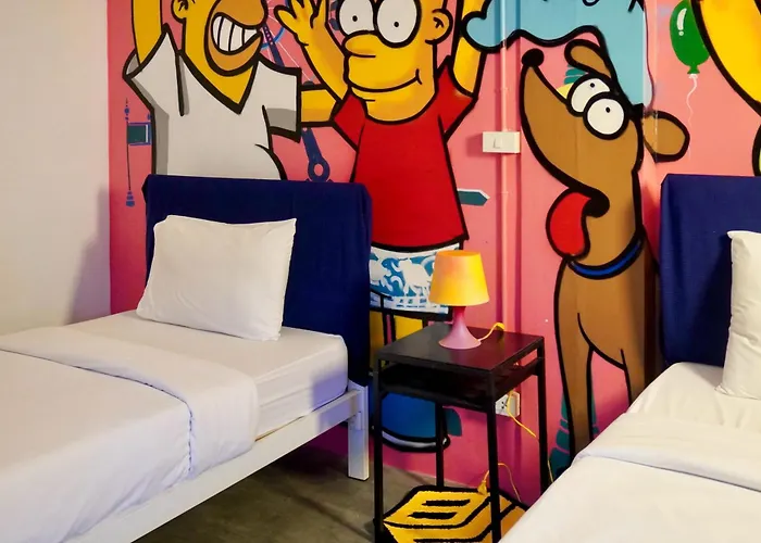 Hostel Bw Thai Art Style
