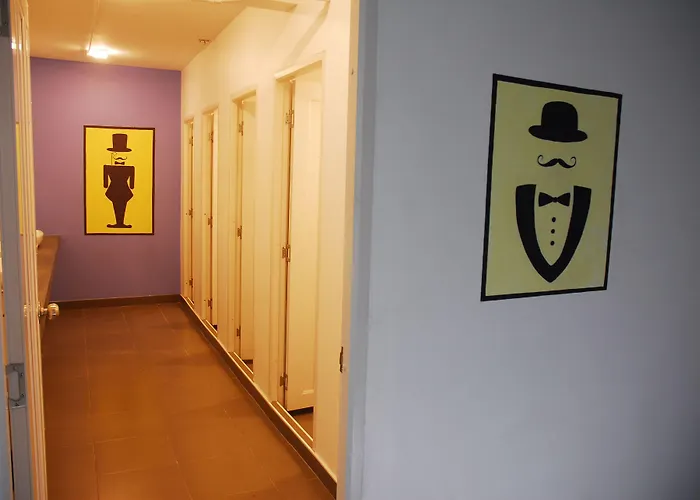 Bw Thai Art Style Hostel