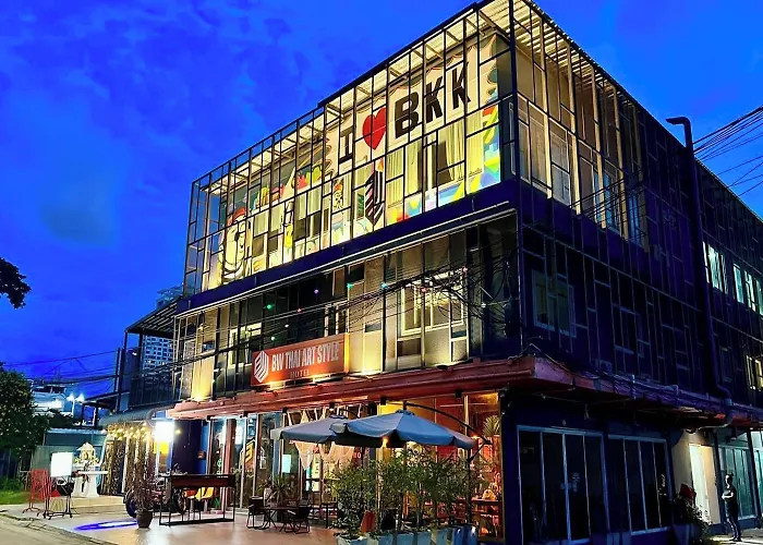 Bw Thai Art Style Hostel